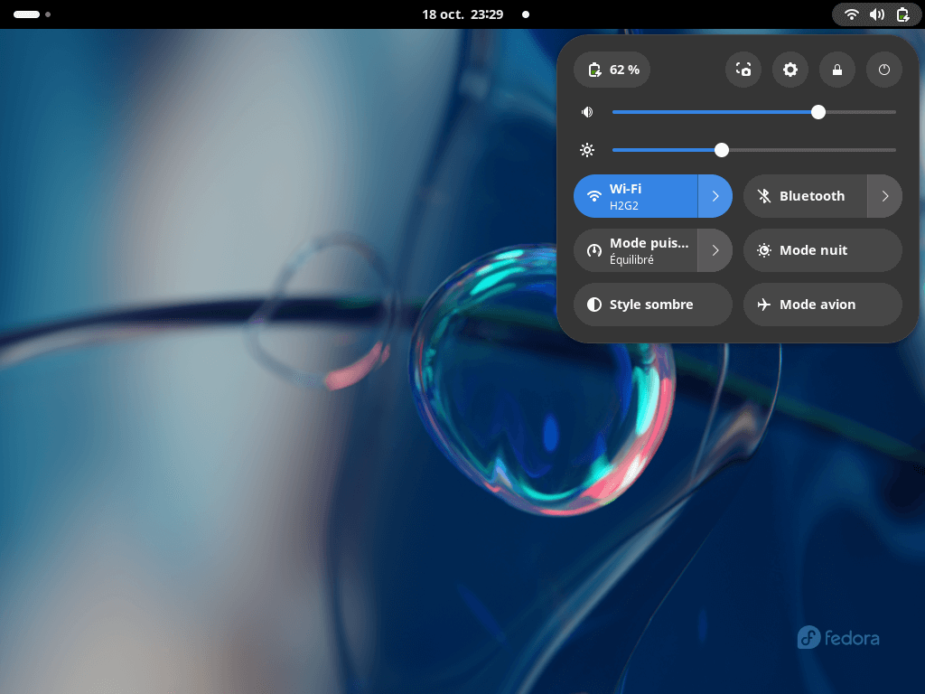 Fedora Linux 39 GNOME - Menu
