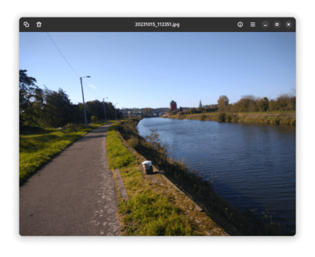 Fedora Linux 39 GNOME - Visionneur d'image