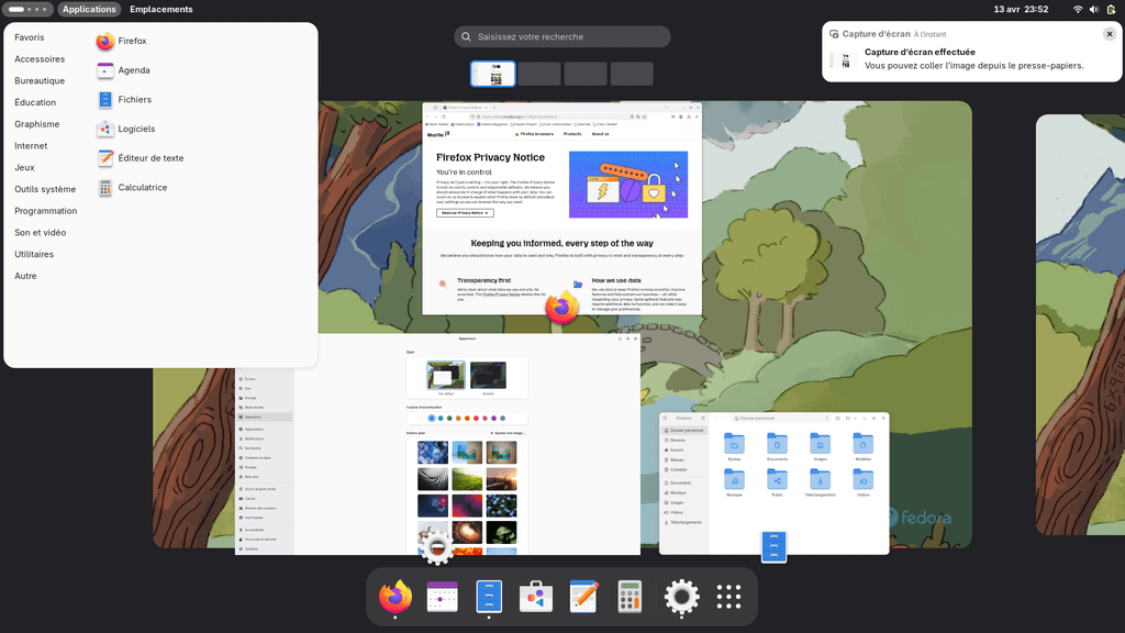 Fedora Linux 42 - GNOME Classique - Menu d'applications